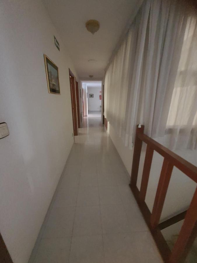 Flor De Loto Hotel Ordes Exterior photo